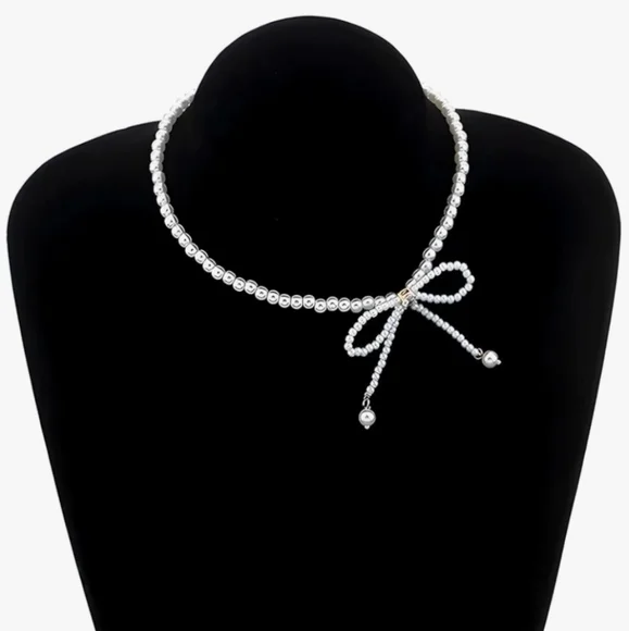 Pearl Bow Necklace Silver - Picture 2 of 5